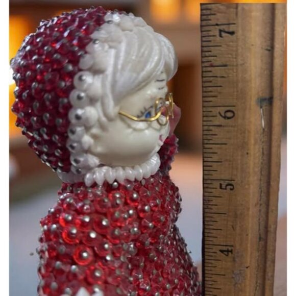 Vintage Beaded Santa & Mrs Claus Figurines – Hand-Pinned Sequins, Flocked Bases, - Picture 16 of 16